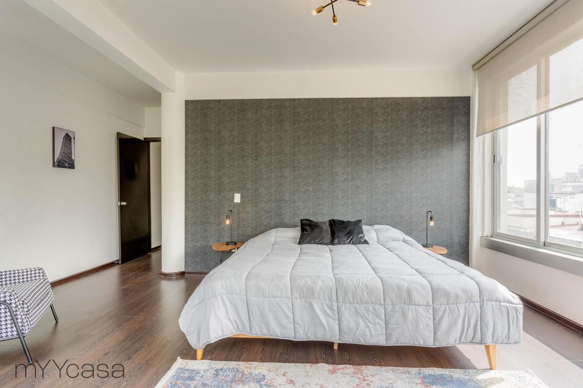 In Quiet District, 8 Min Walk From Masaryk Appartamento